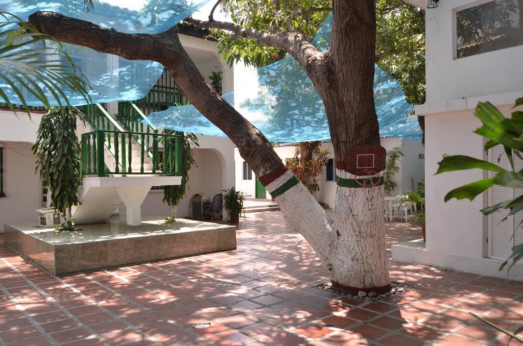 Hotel Vargas Airport Cartagena Esterno foto