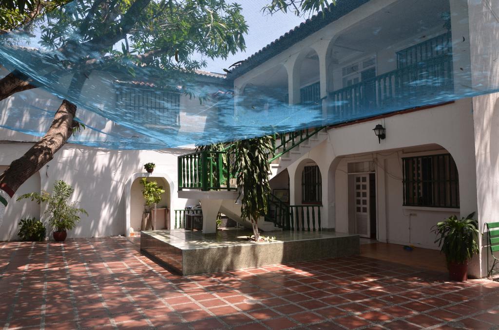 Hotel Vargas Airport Cartagena Esterno foto