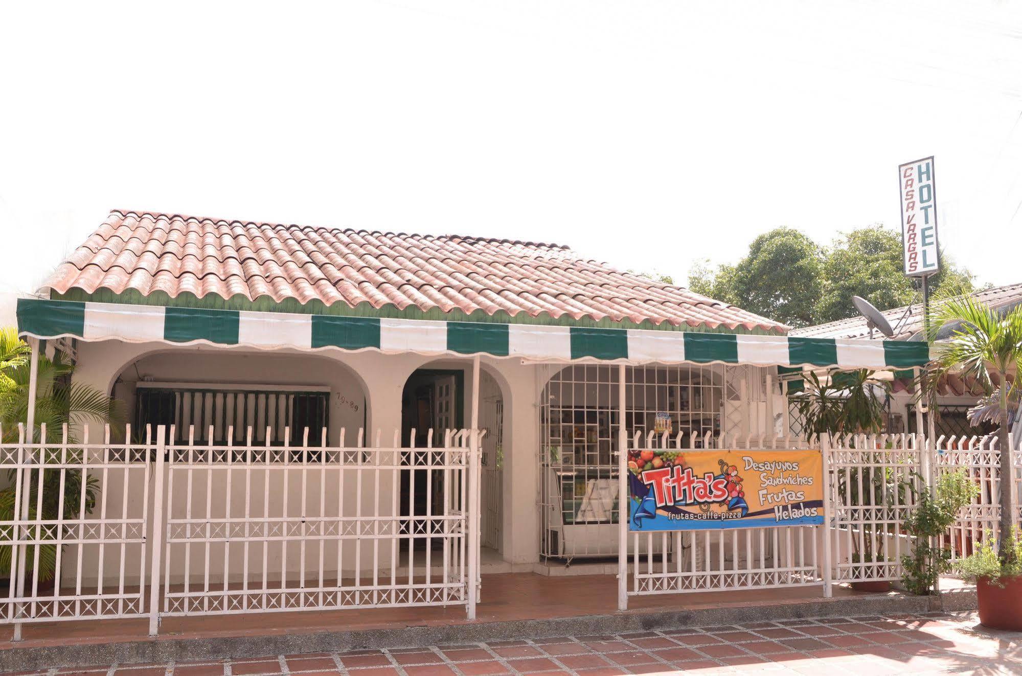Hotel Vargas Airport Cartagena Esterno foto