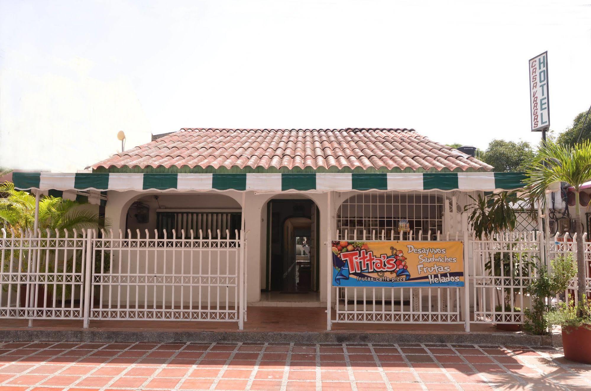 Hotel Vargas Airport Cartagena Esterno foto